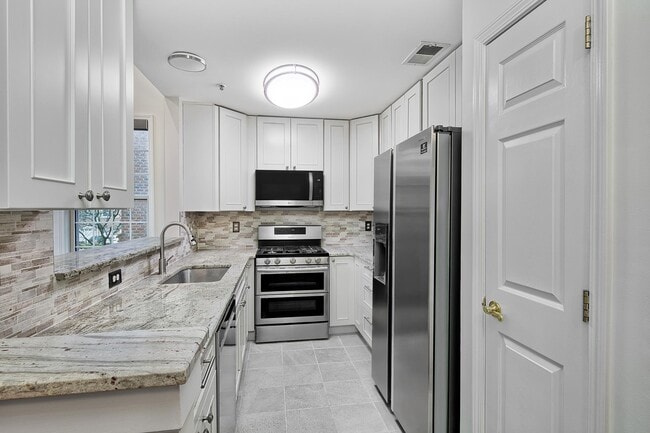 Building Photo - 126 Abbie Ct