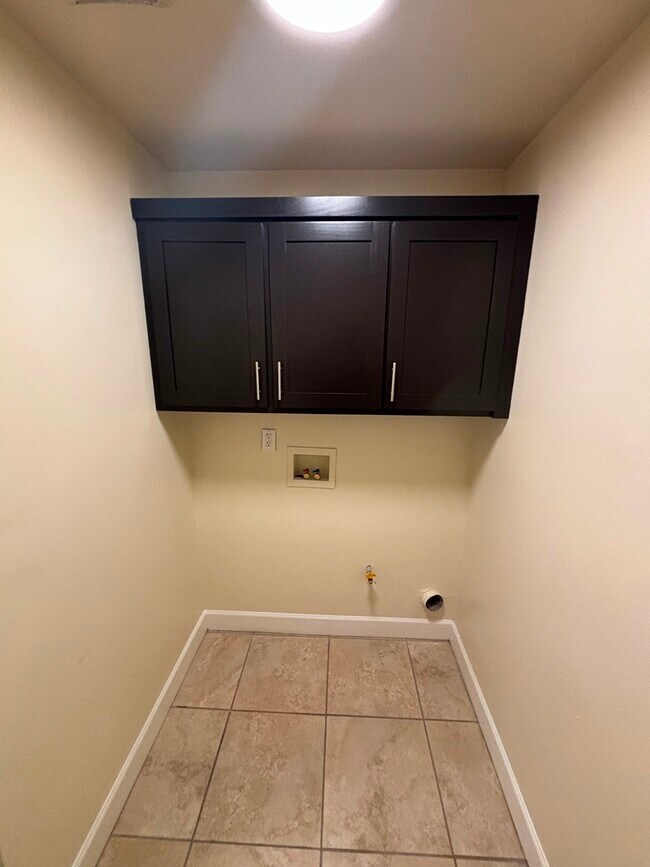 Foto del edificio - 426 W 109th Pl