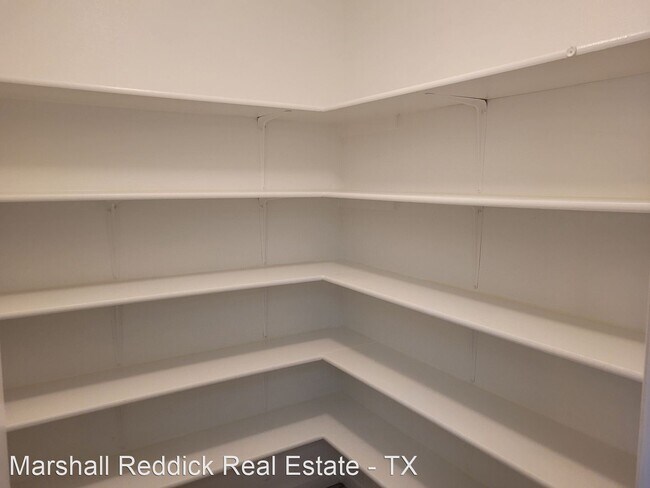 Building Photo - 3 br, 2 bath House - 6627 Barton Rock Rd.