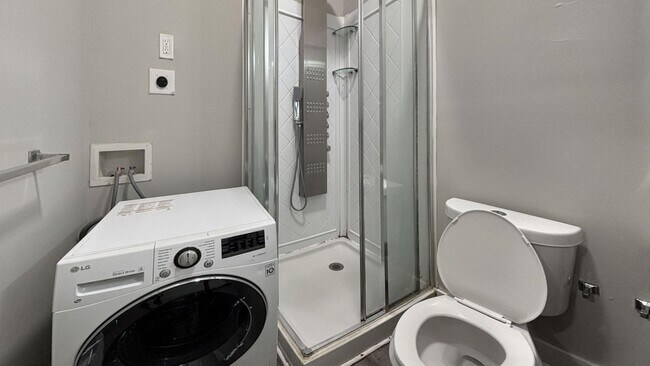 Foto del edificio - 1235 W Huntingdon St