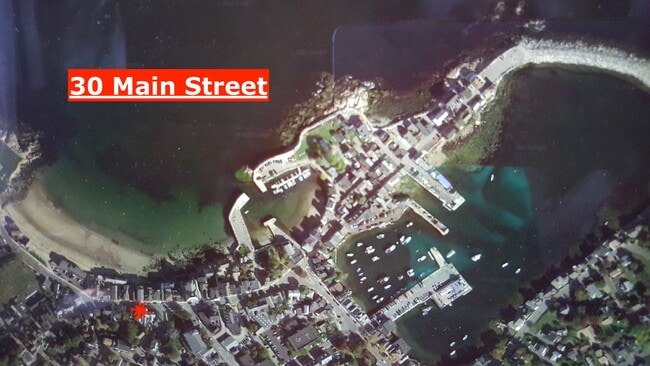 Building Photo - 30 Main St