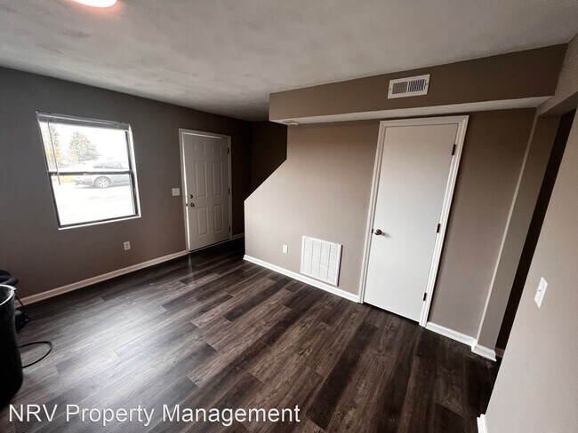 Building Photo - 2 br, 1.5 bath House - 685 H High Street