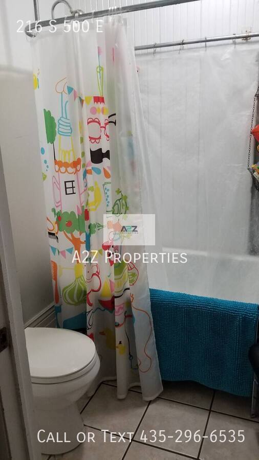 Building Photo - 216 S 500 E