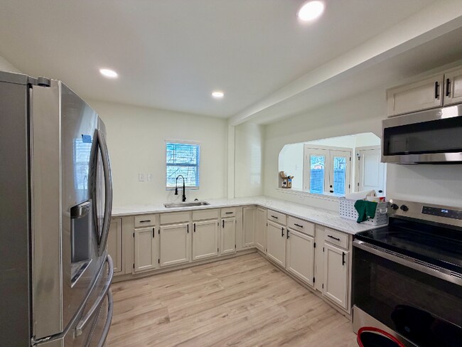 Building Photo - 4241 Starlite Ln