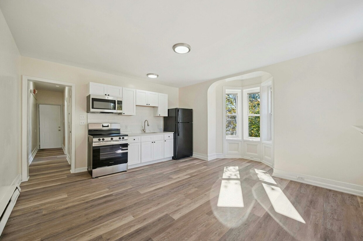 Foto principal - 109 W Queen Ln