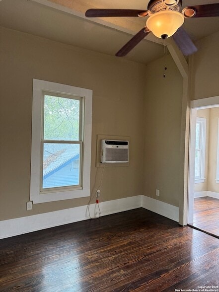 Building Photo - 210 Eleanor Ave