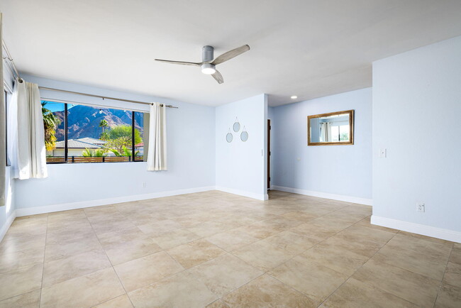 Building Photo - 54865 Avenida Diaz