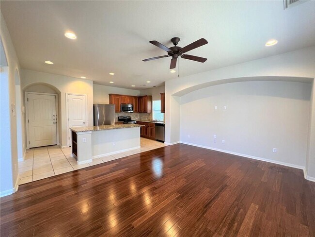 Building Photo - 11400 W Parmer Ln