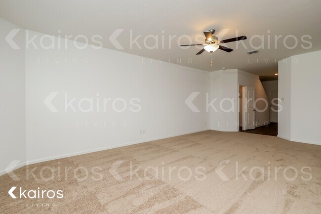 Foto del edificio - 914 Shady Brook