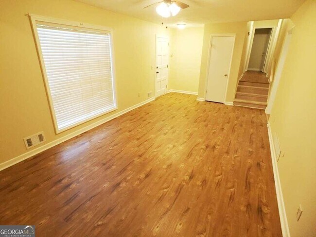 Foto del edificio - 5040 Woodland Dr NW