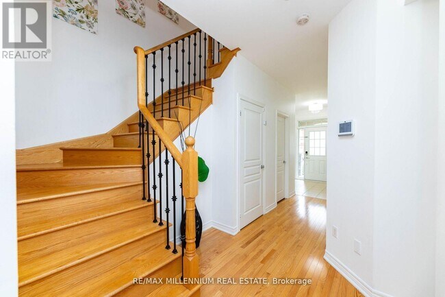 Building Photo - 9 Pendulum Cir