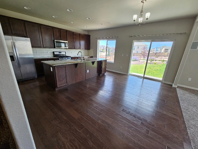 Foto del edificio - 6729 Black Saddle Dr