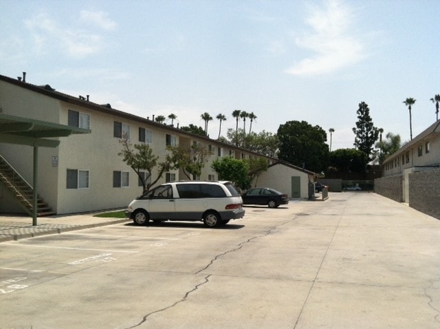 Building Photo - New Brittany Terrace