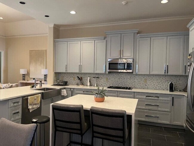 Foto del edificio - 9215 Liggon Green Ln