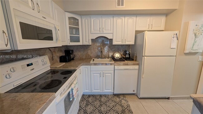 Foto del edificio - 3000 S Course Dr