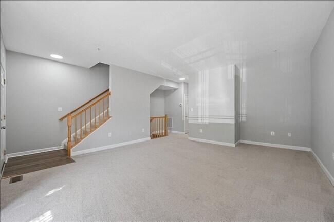 Foto del edificio - 1004 Collindale Ave