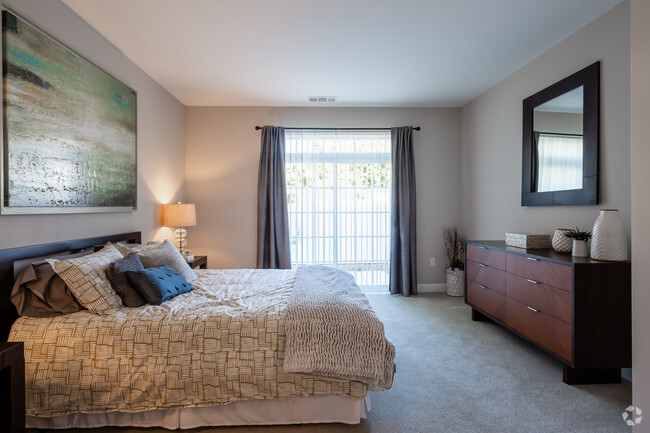 Bedroom - The Residences at Oakland Road