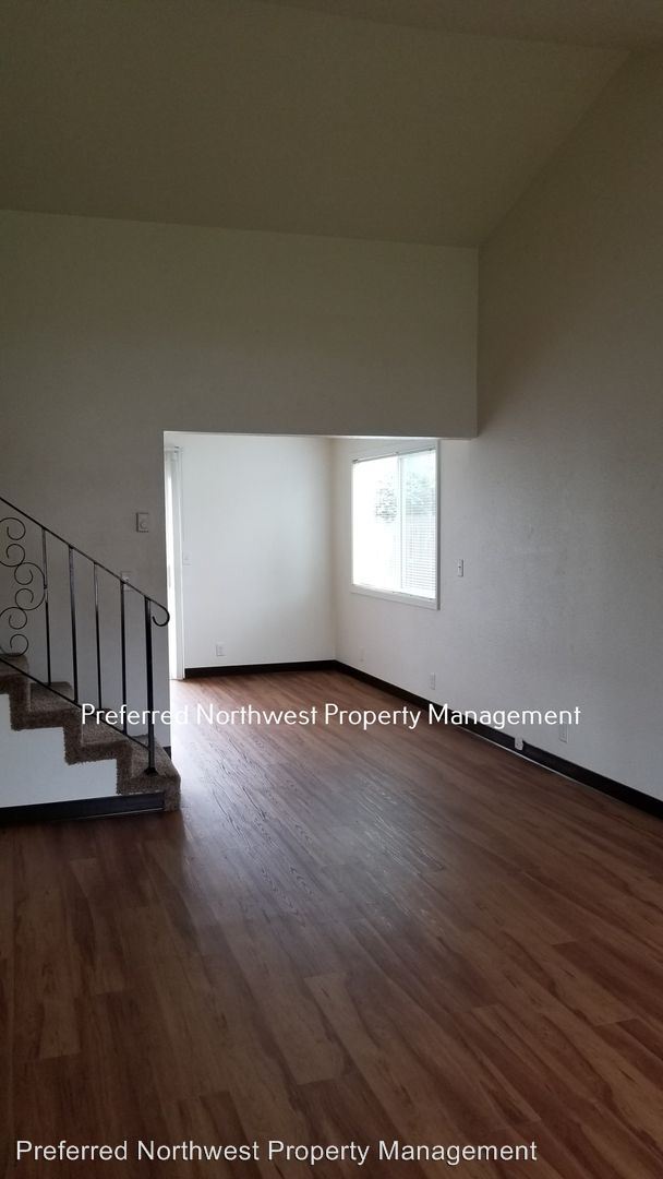Building Photo - 1858 14th St