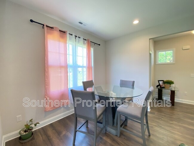 Building Photo - 5499 Rosser Pittman Rd