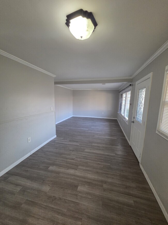 Foto del edificio - 2210 Capri Ave