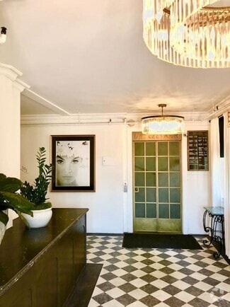 Lobby - Ambassador Executive Residences, LLC
