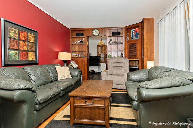 Foto del edificio - 8713 Memory Trail