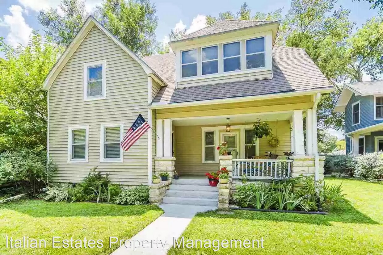 Primary Photo - 4 br, 2 bath House - 1019 Houston St.