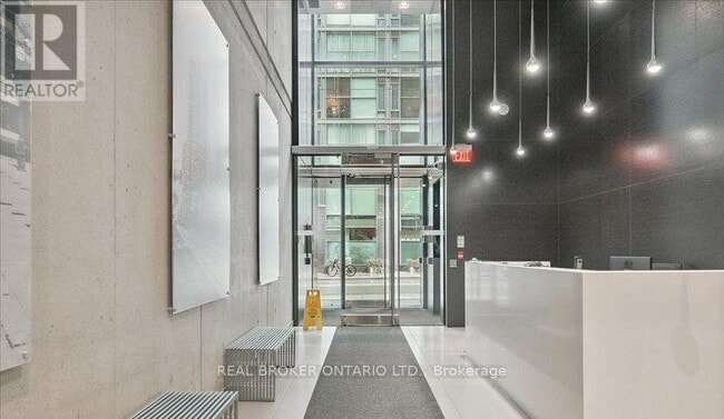 Building Photo - 11 Charlotte St