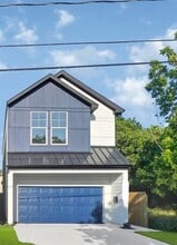 Building Photo - 7825 Colonial Ln