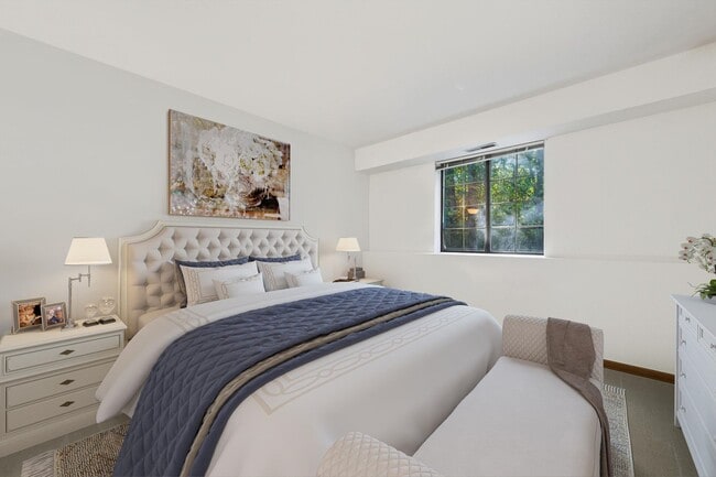 Interior Photo - Cameron Heights Associates LLC