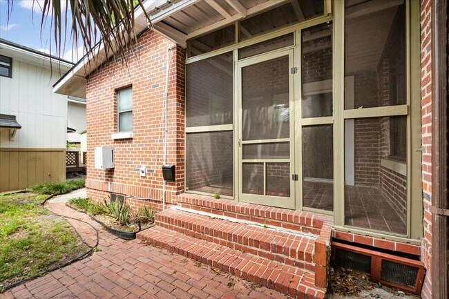 Foto del edificio - Beautiful Newly Renovated Studio in Ingleside Park!