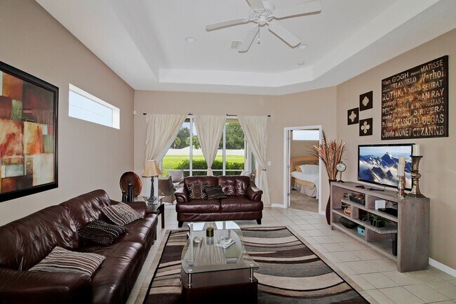 Building Photo - Panacea of Venice Seasonal Villa for Rent