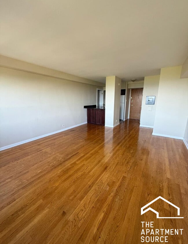 Building Photo - 4180 N Marine Dr