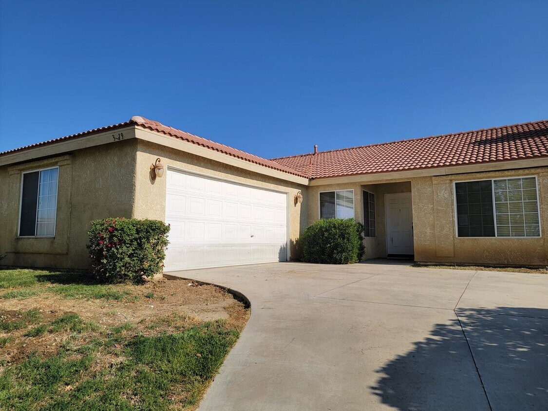Foto principal - Single story Rosamond Home