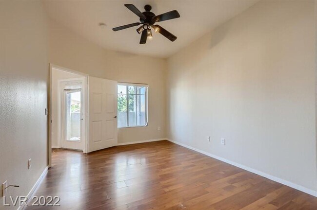 Foto del edificio - 2BD Condo For Rent!