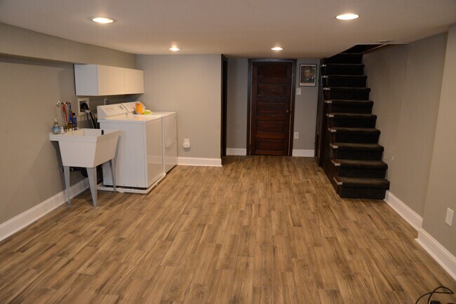 Laundry in finished basement - 1133 Tasker St