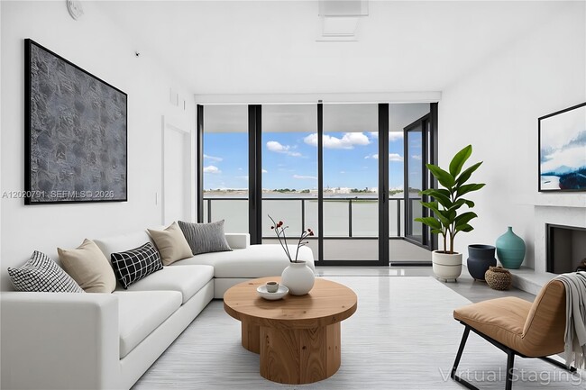 Foto del edificio - 700 NE 24th St