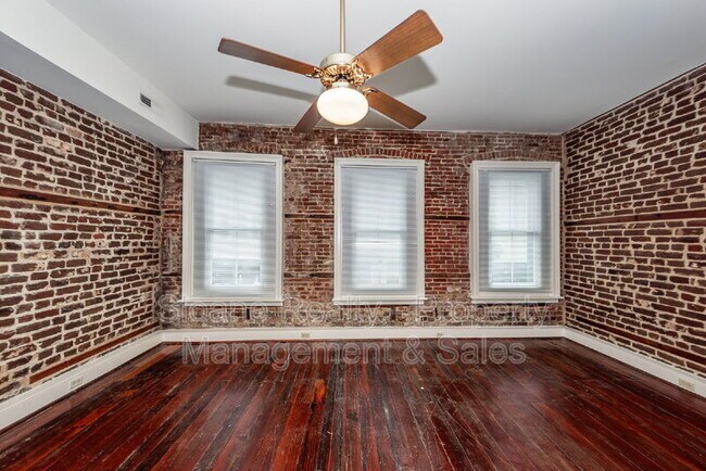 Foto del edificio - 290 King St