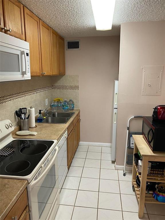 394 115th Ave N Unit 1, Saint Petersburg, FL 33716 Condo for Rent in