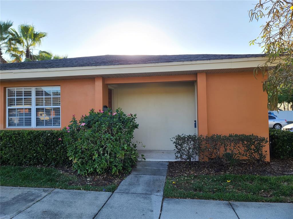 Primary Photo - 4818 Tangerine Ave