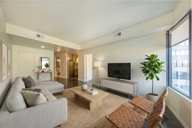 Photo - Lotus 315 Apartments