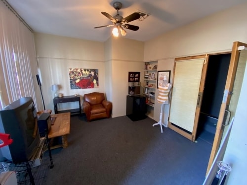 Building Photo - 8801 Cashio St