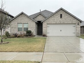 Building Photo - 10005 Blue Forest Ln