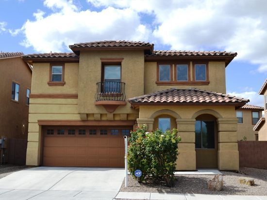 Building Photo - Beautiful 4 Bedroom Family Home