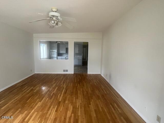 Foto del edificio - 227 Wesley Ave