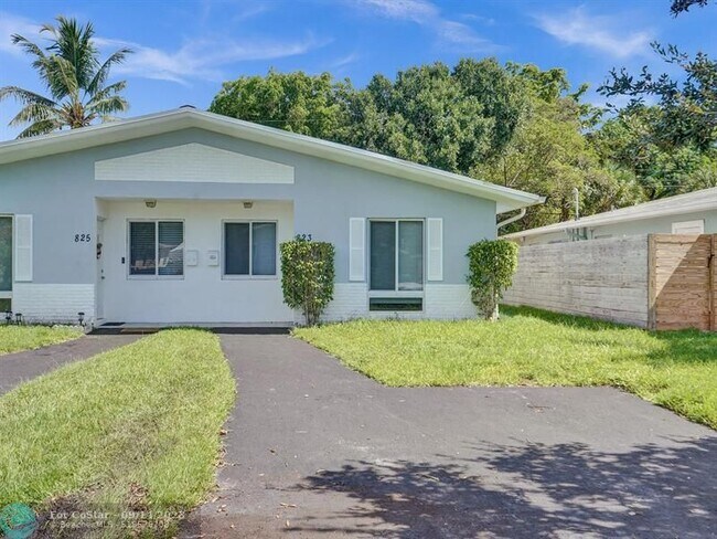 Foto del edificio - 825 SW 13th St