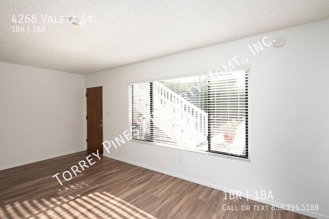 Building Photo - 4268 Valeta St