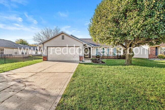 Foto del edificio - 6421 Longhorn Ct