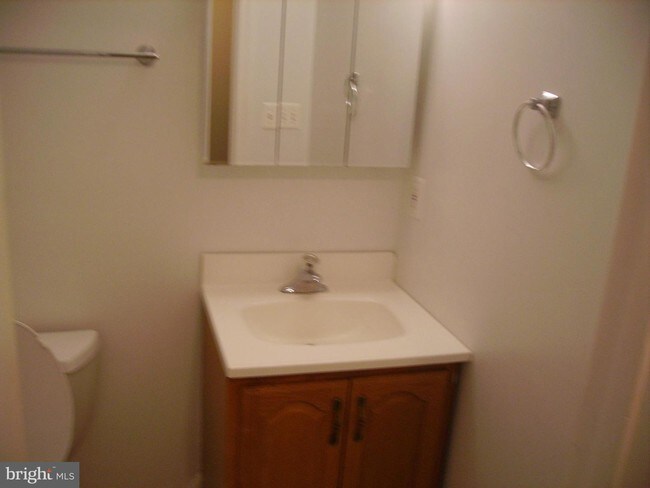 Building Photo - 7716 Jewelweed Ct