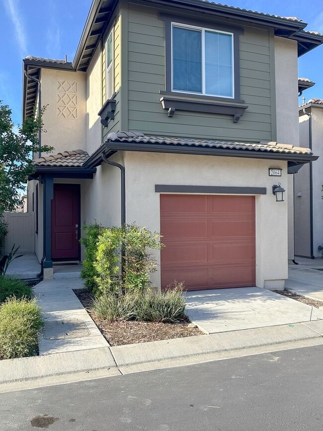 Foto del edificio - Beautiful Newer Construction,Townhome, 3 Bedroom / 2 Bathroom Home FOR RENT